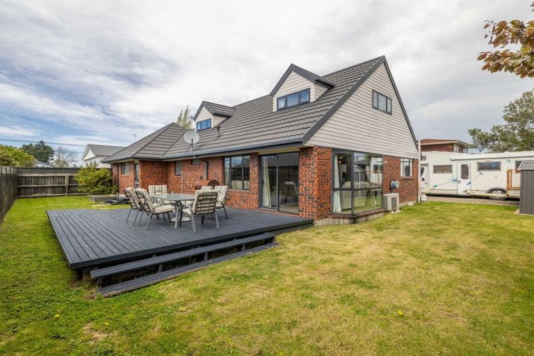 Photo of property in 279a Pages Road, Wainoni, Christchurch, 8061