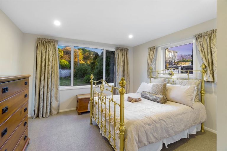 Photo of property in 139 Centaurus Road, Saint Martins, Christchurch, 8022