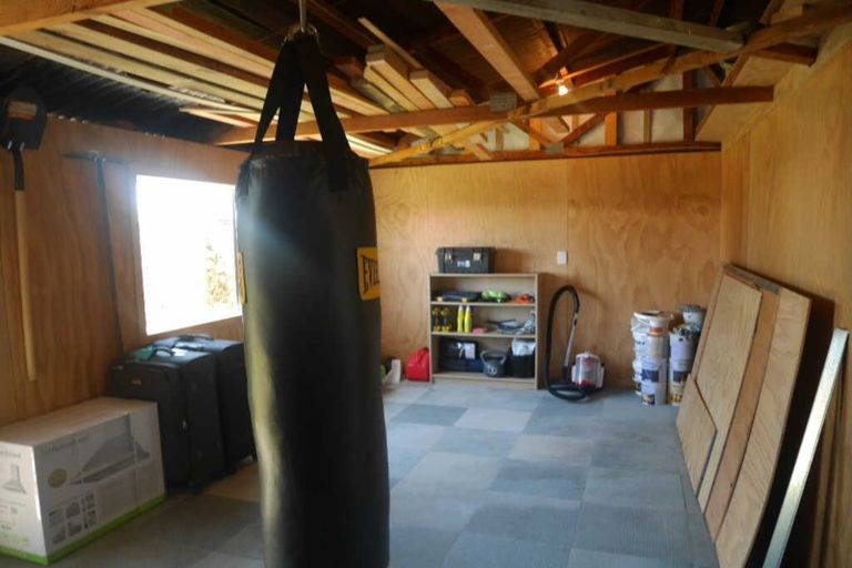 Photo of property in 48 Norfolk Crescent, Otaki Beach, Otaki, 5512