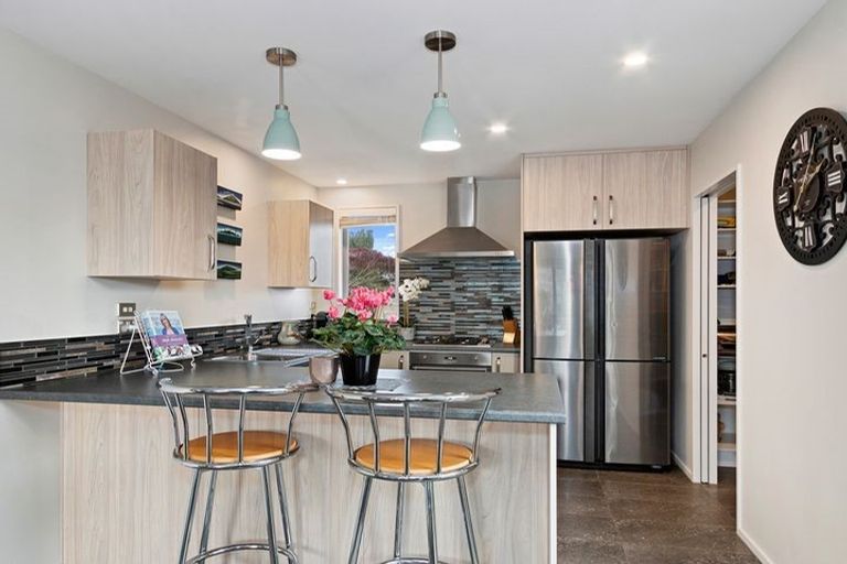 Photo of property in 429 Bower Avenue, Parklands, Christchurch, 8083