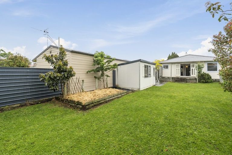 Photo of property in 7 Richmond Avenue, Takaro, Palmerston North, 4410