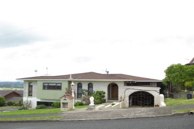 Photo of property in 18 Anzac Road, Pukekohe, 2120