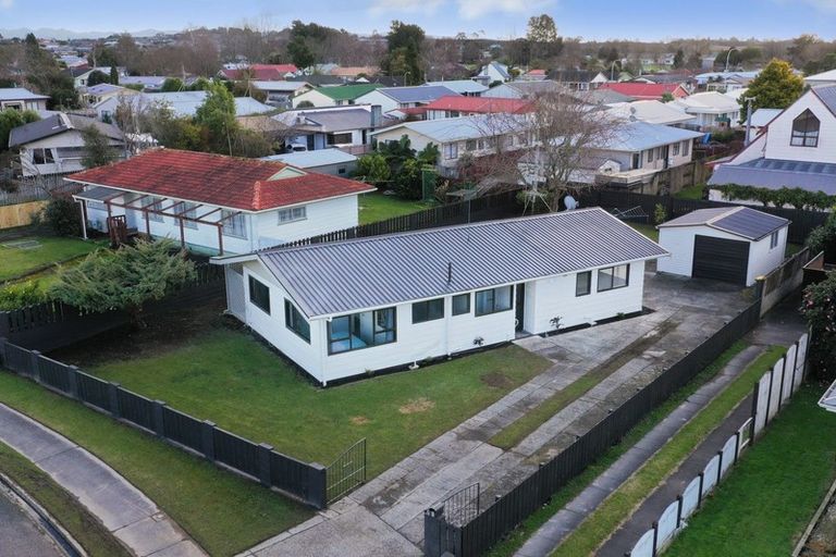 Photo of property in 8 Brightwell Place, Nawton, Hamilton, 3200