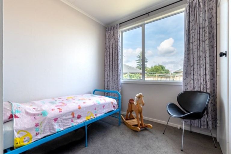 Photo of property in 74 Campbell Street, Leamington, Cambridge, 3432