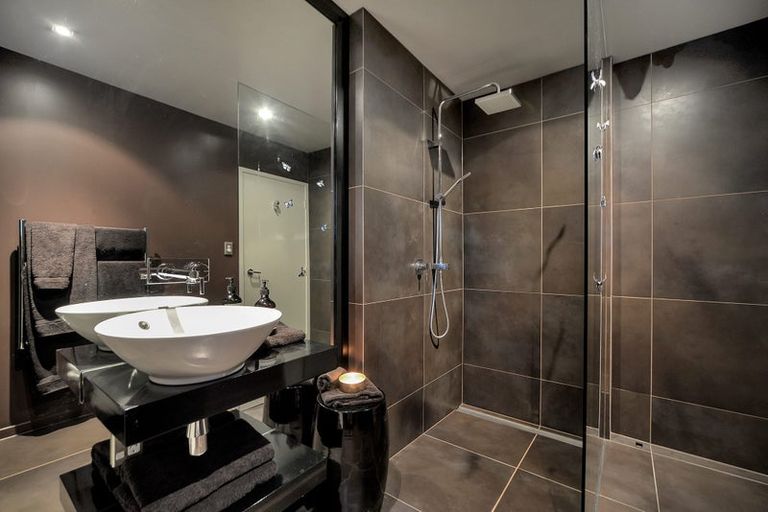 Photo of property in 1 Cameron Street, Saint Marys Bay, Auckland, 1011