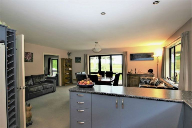 Photo of property in 16 Fowler Road, West Plains, Invercargill, 9874