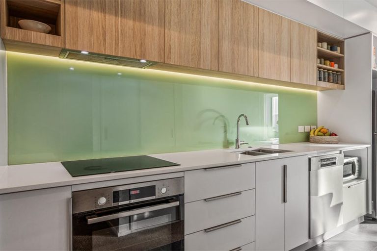 Photo of property in 102/1 Buscomb Avenue, Henderson, Auckland, 0610