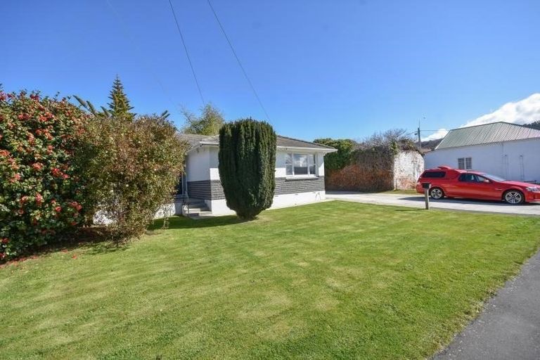 Photo of property in 92 Surrey Street, Forbury, Dunedin, 9012