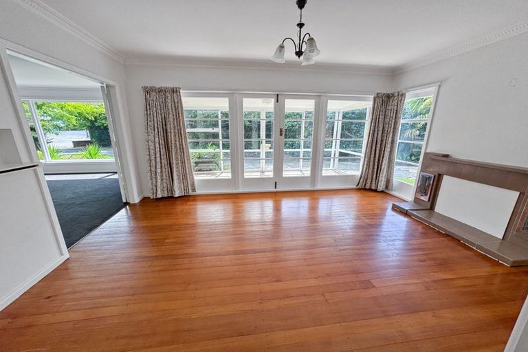 Photo of property in 33 Joyce Crescent, Ilam, Christchurch, 8041