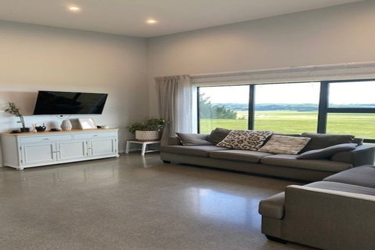 Photo of property in 36 Riverview Lane, Ashhurst, Palmerston North, 4470