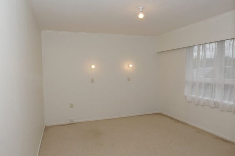 Photo of property in 2 Princeton Road, Raumati Beach, Paraparaumu, 5032