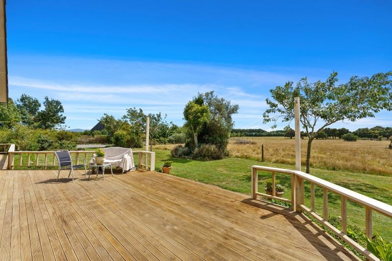 Photo of property in 115a Arcus Road, Te Horo, Otaki, 5582