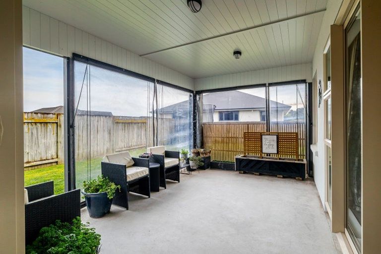 Photo of property in 19 Meridian Grove, Kelvin Grove, Palmerston North, 4414