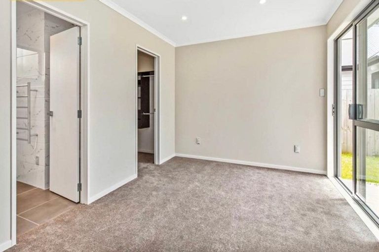 Photo of property in 35 Kotuku Crescent, Takanini, 2112