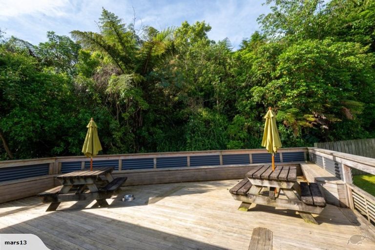 Photo of property in 11 Morgan Place, Tawa, Wellington, 5028