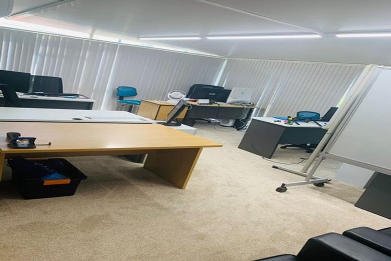 Photo of property in 29 Astley Avenue, New Lynn, Auckland, 0600