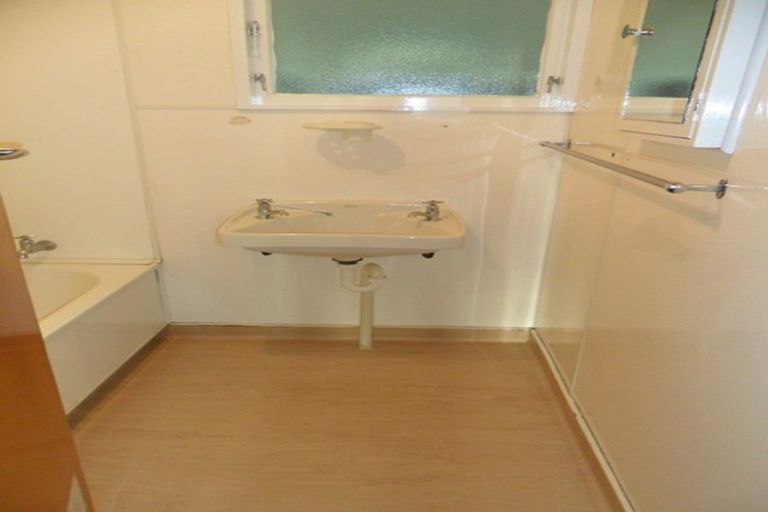 Photo of property in 2 Maire Street, Pahiatua, 4910