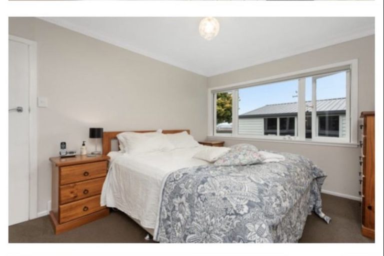 Photo of property in 74 Queen Road, Bellevue, Tauranga, 3110