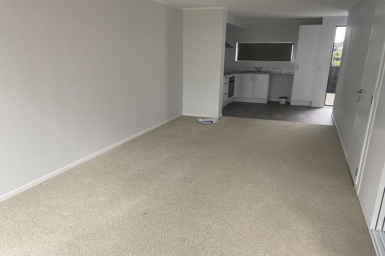 Photo of property in 87 Battalion Drive, Papakura, 2110