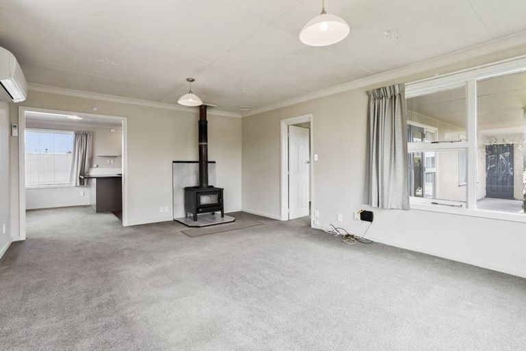 Photo of property in 14 Fraser Place, Rangiora, 7400