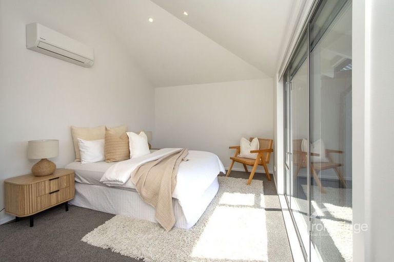 Photo of property in 4/246 Marine Parade, New Brighton, Christchurch, 8061