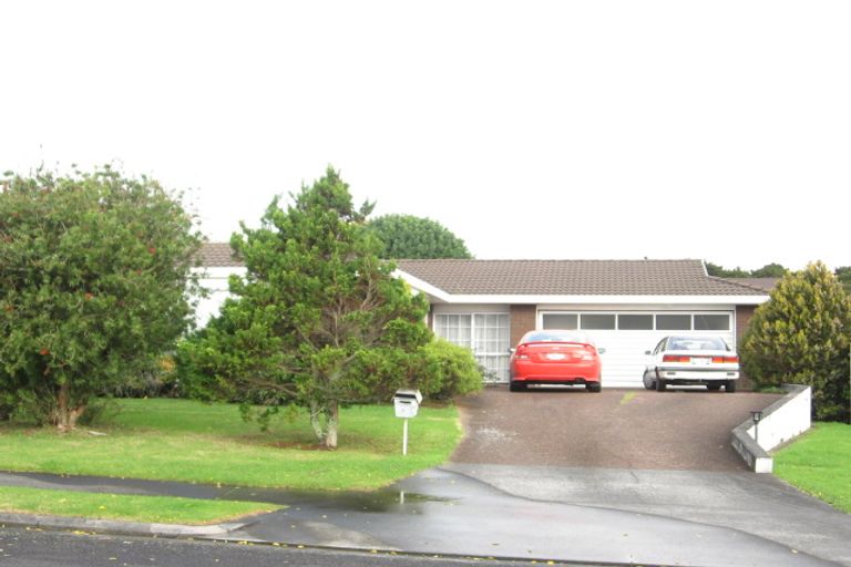 Photo of property in 25 Peretao Rise, The Gardens, Auckland, 2105