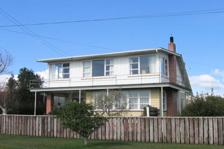 Photo of property in 6 Hawke Crescent, Beachlands, Auckland, 2018