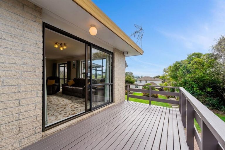 Photo of property in 2/79 Hutchinson Avenue, New Lynn, Auckland, 0600