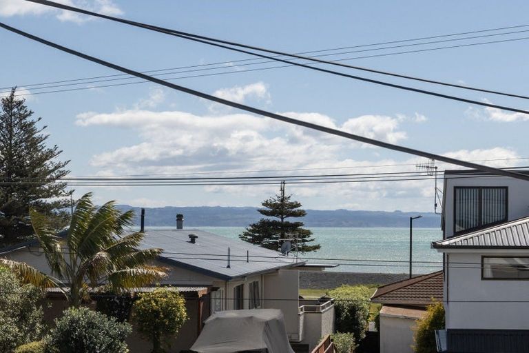 Photo of property in 78 Charles Street, Westshore, Napier, 4110