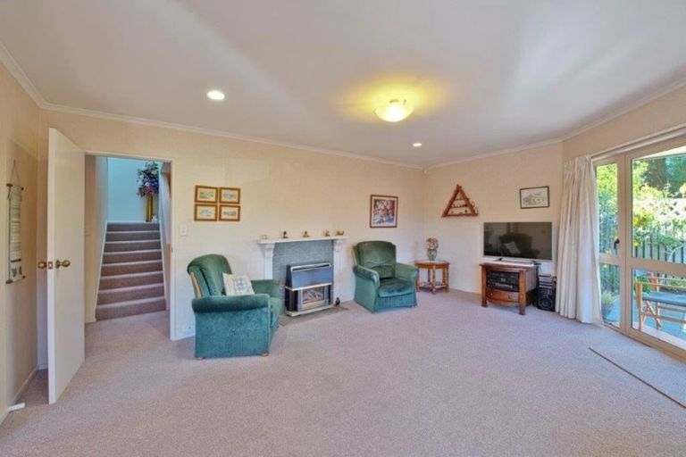 Photo of property in 3 Henry Hill Street, Marewa, Napier, 4110