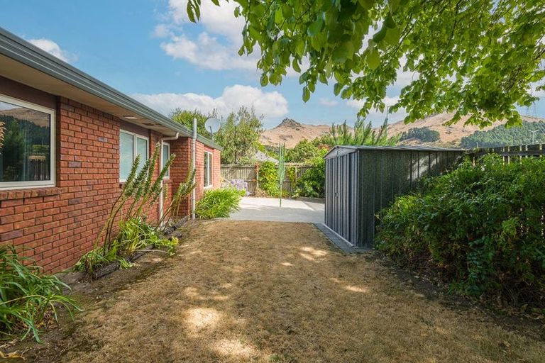 Photo of property in 24 Wendy Place, Heathcote Valley, Christchurch, 8022