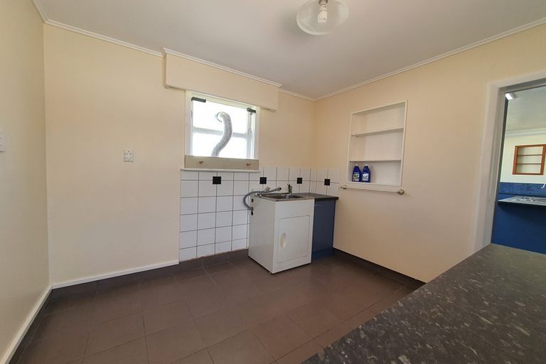 Photo of property in 12 Rimu Street, Naenae, Lower Hutt, 5011