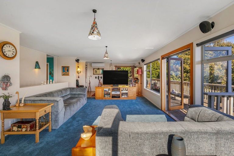 Photo of property in 3a Roys Road, Plimmerton, Porirua, 5026