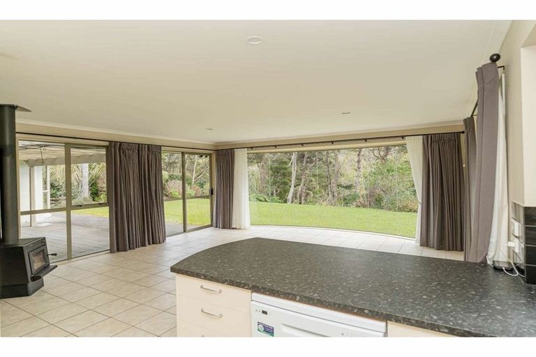 Photo of property in 16 Spinnaker Point, Haruru, 0204