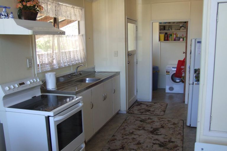 Photo of property in 104 Taharepa Road, Hilltop, Taupo, 3330