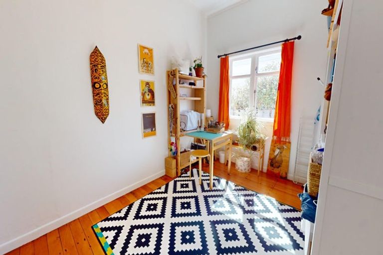 Photo of property in 5 Emerson Street, Berhampore, Wellington, 6023