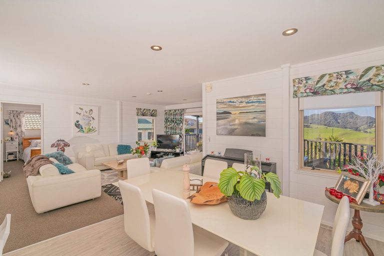 Photo of property in 143 Centennial Drive, Whitianga, 3510