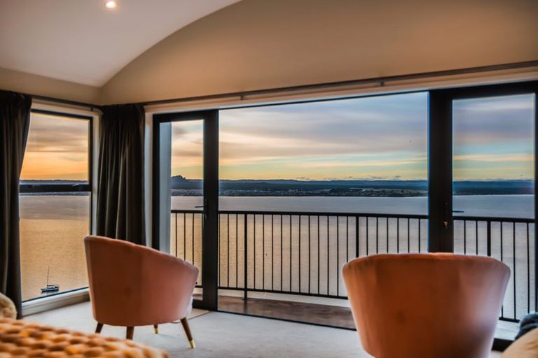 Photo of property in 2/71 Wakeman Road, Acacia Bay, Taupo, 3330