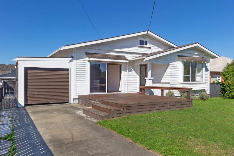 Photo of property in 36 Salisbury Street, Levin, 5510