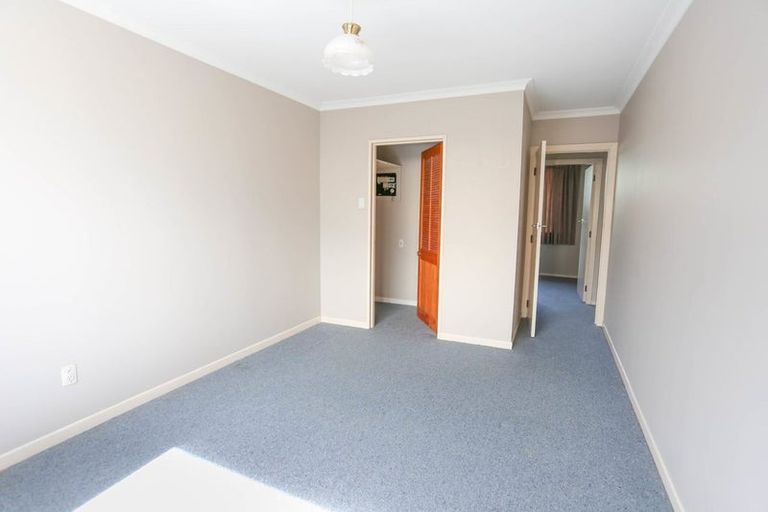 Photo of property in 2/28 Hillsborough Terrace, Hillsborough, Christchurch, 8022