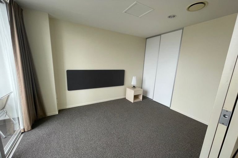 Photo of property in Proximity Apartments, 903/17 Osterley Way, Manukau, Auckland, 2104