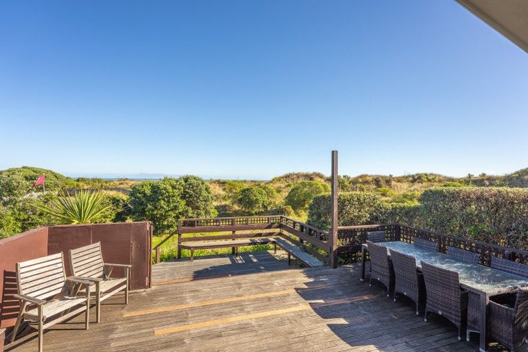 Photo of property in 9 Moana Street, Otaki Beach, Otaki, 5512