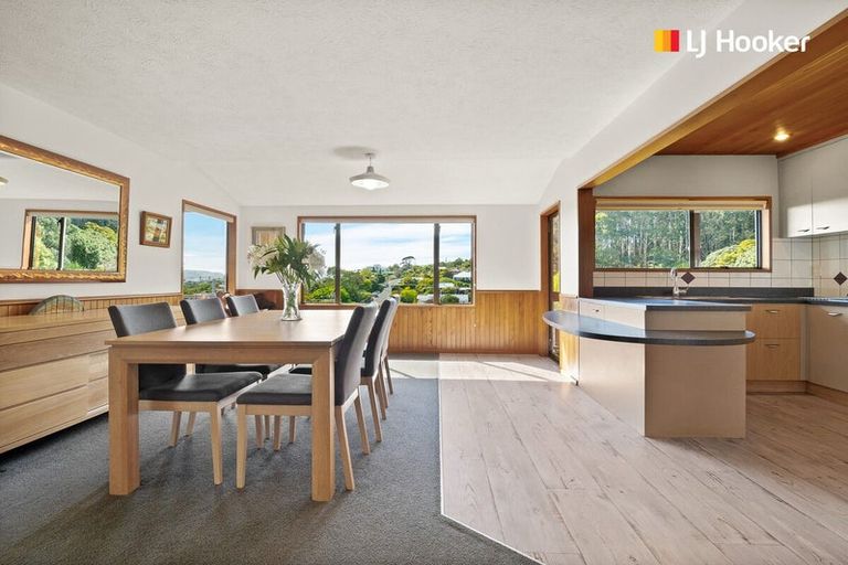 Photo of property in 14 Waikana Street, Broad Bay, Dunedin, 9014