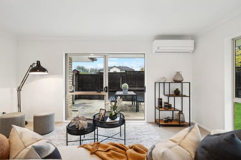 Photo of property in 58 Lough Bourne Drive, Pukekohe, 2120