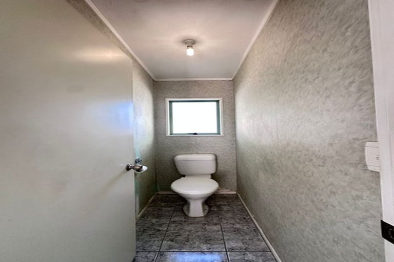 Photo of property in 14 Crail Court, Totara Heights, Auckland, 2105