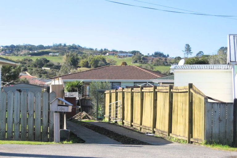 Photo of property in 104 Dominion Road, Papakura, 2110