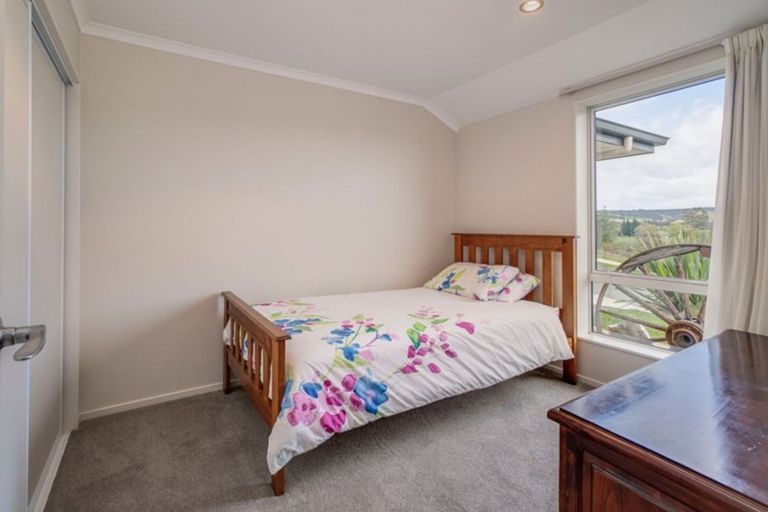 Photo of property in 9 Katania Heights, Brightwater, 7022