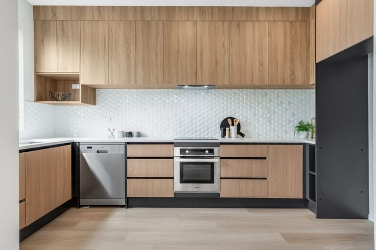 Photo of property in 13 Aituaa Road, Pukekohe, 2120