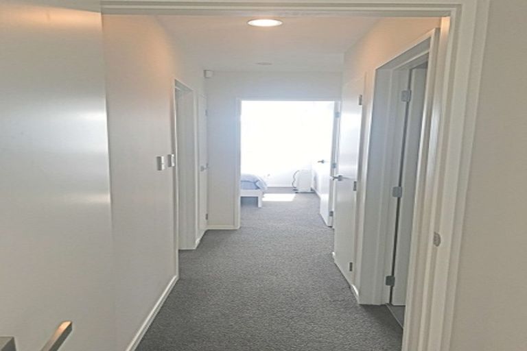 Photo of property in 9 Hakaro Way, Takanini, 2112