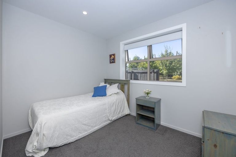 Photo of property in 11 Long Grass Place, Hawea Flat, Wanaka, 9382